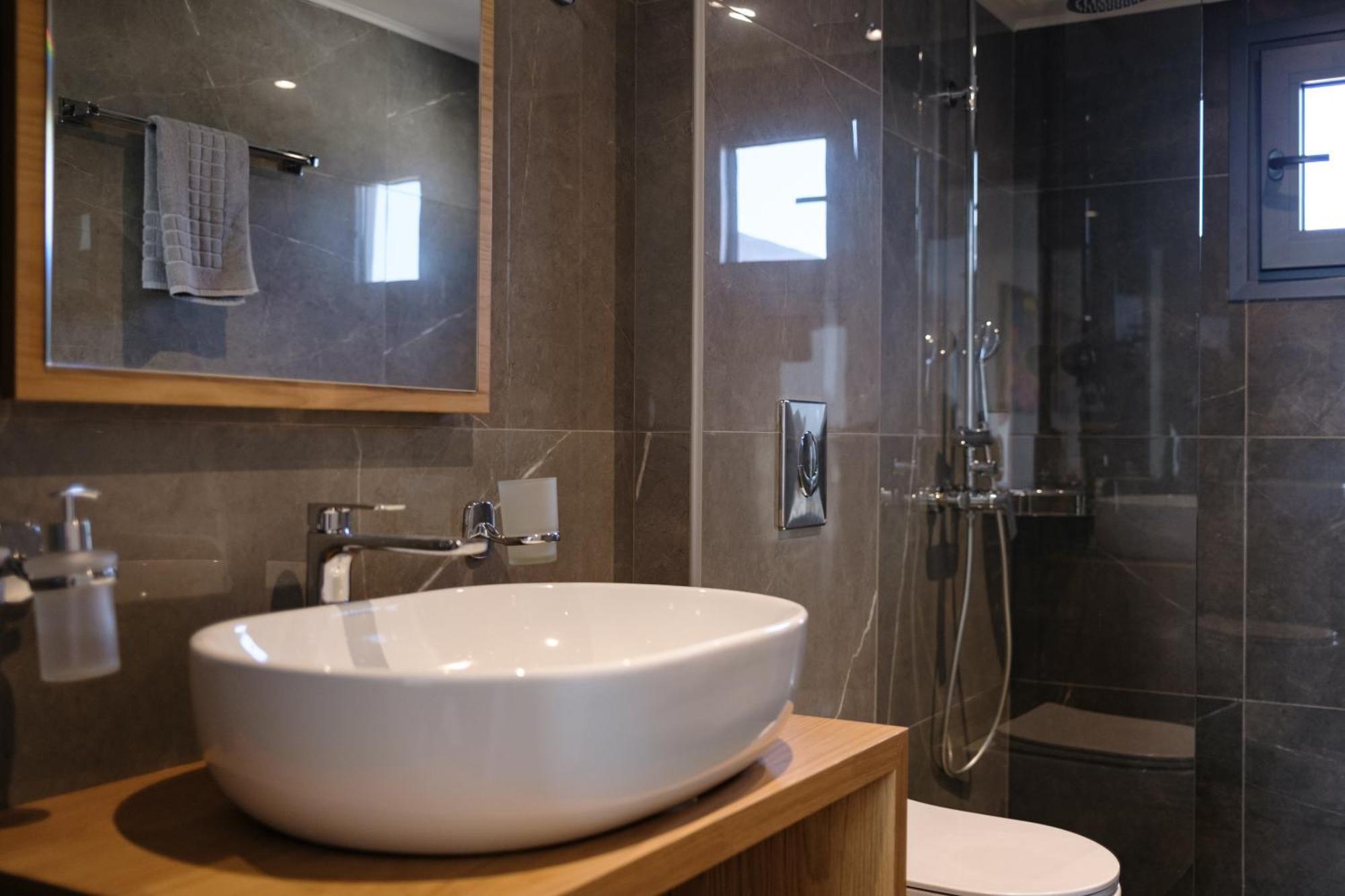 Sky-High 70Sqm Penthouse W. Stunning Views - 05 Apartment Chania  Luaran gambar